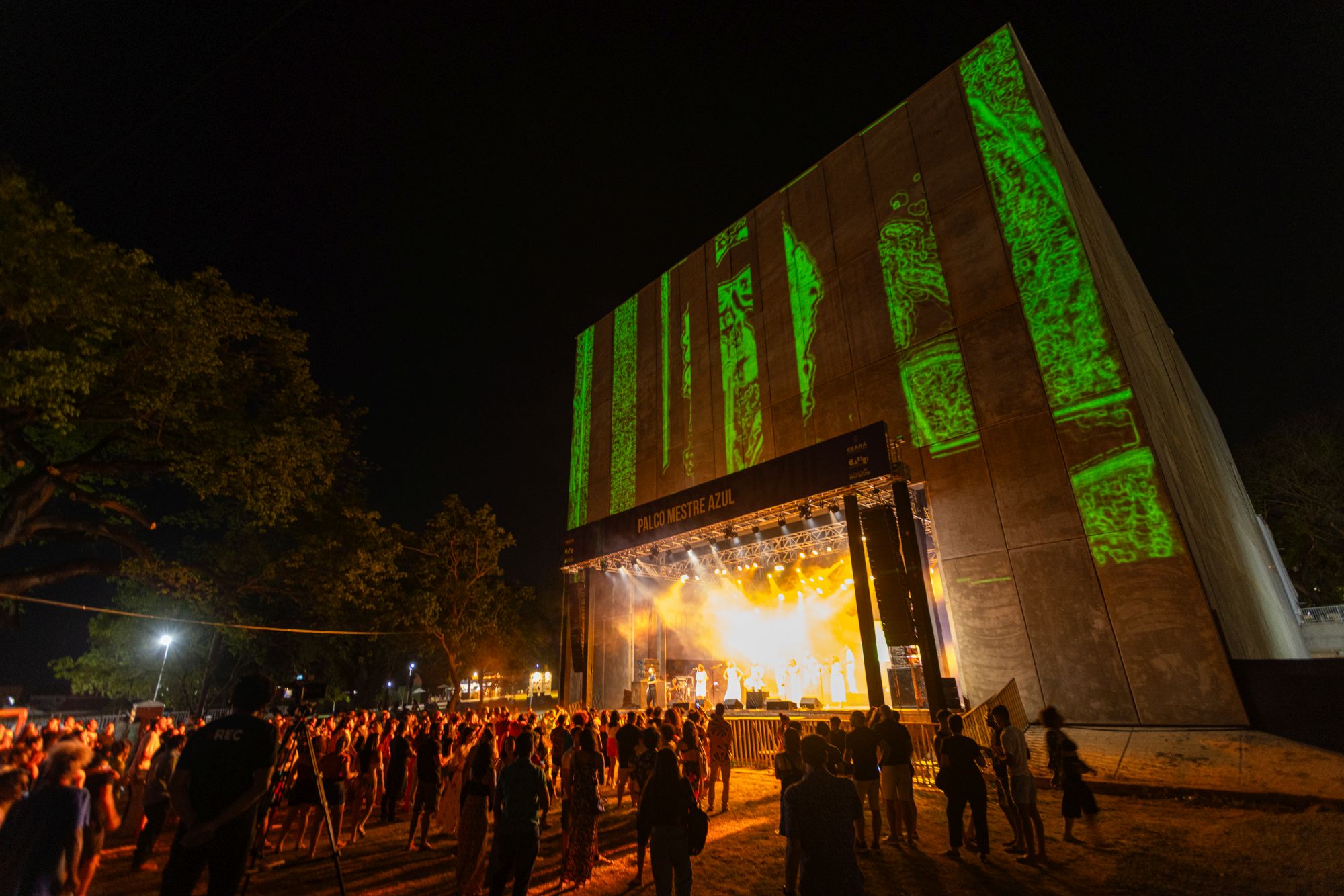 Programação Noite dia 1, Show Palco mestre Azul.