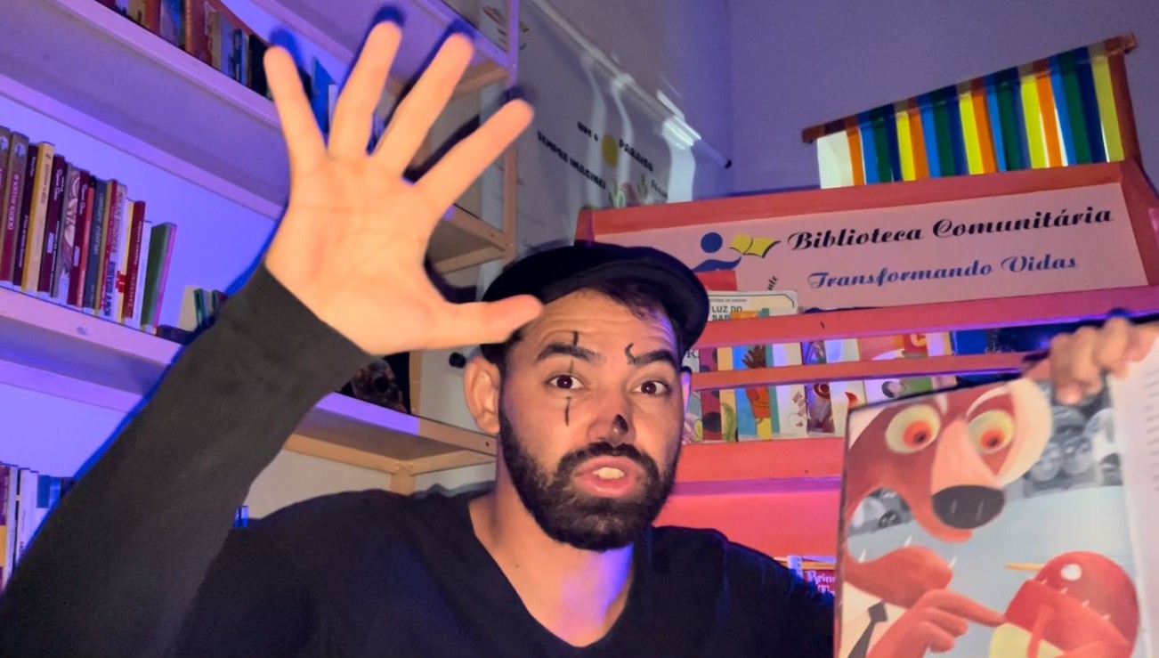 Contação de Histórias: O monstrinho que adorava ler