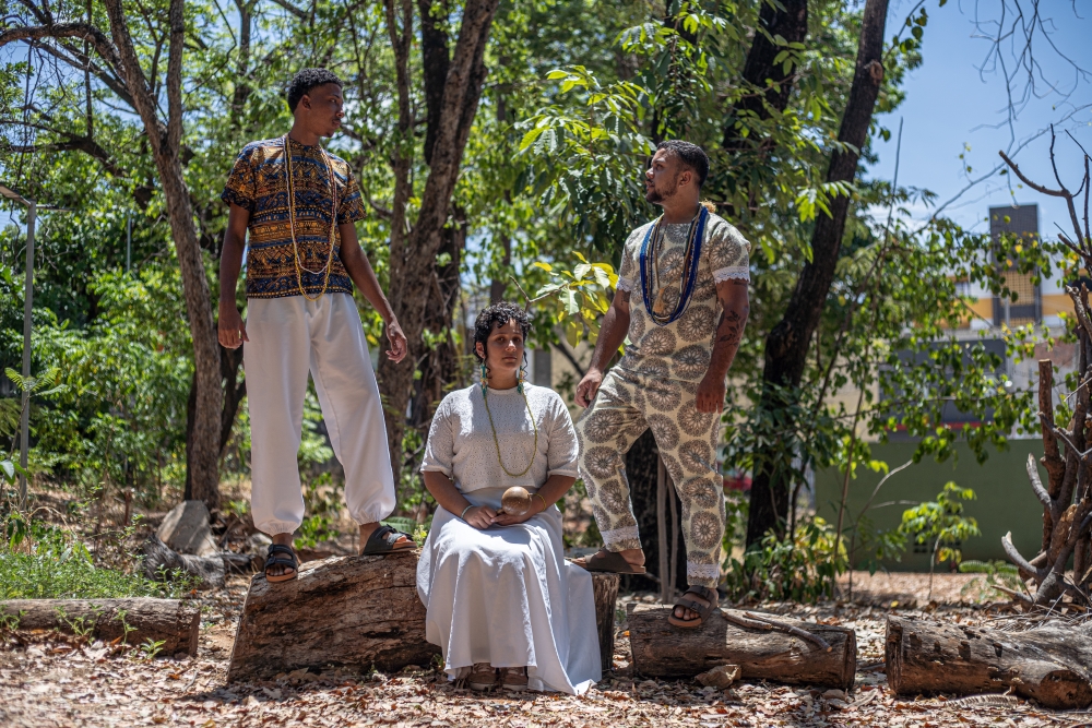 [Afrocearensidades] O sagrado em movimento: Libras, encruzilhada e axé – interpretação em Libras no contexto de religiões de matriz africana